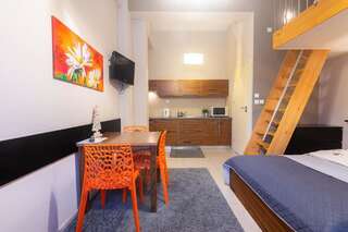 Апартаменты Apartamenty Brzozowa - Centrum Закопане Apartment with Kitchenette and Mezzanine-4